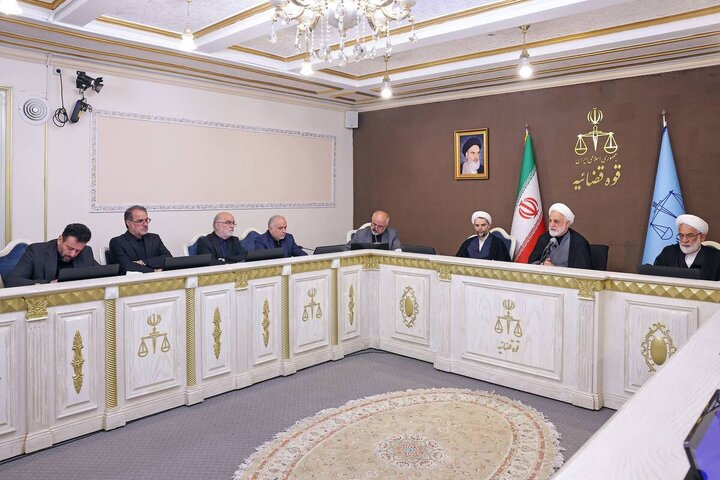 دستگاه قضایی در رسیدگیها به پرونده همکاران دشمن آرایش جنگی دارد