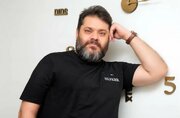 «زنگ پرواز» ادای دین من به دانش‌آموزان شهید میناب بود