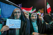 جلوداری زنان قزوینی در زیارت مراسم تشییع رهبر شهید / مشارکت ۲۰۰۰ خودروی شخصی