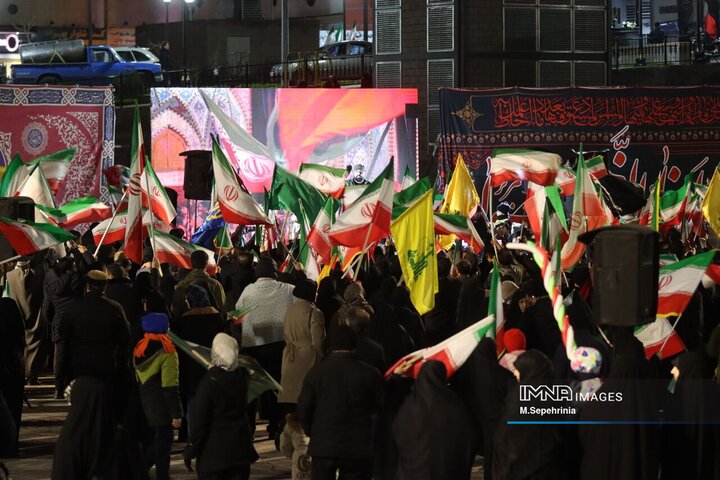 حضور 72 تن از نخبگان فرهنگی و رسانه‌ای ترکیه در اجتماع مردمی حمایت از جمهوری اسلامی ایران در تبریز
