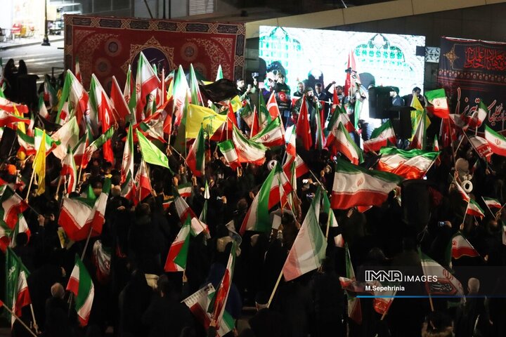 حضور 72 تن از نخبگان فرهنگی و رسانه‌ای ترکیه در اجتماع مردمی حمایت از جمهوری اسلامی ایران در تبریز