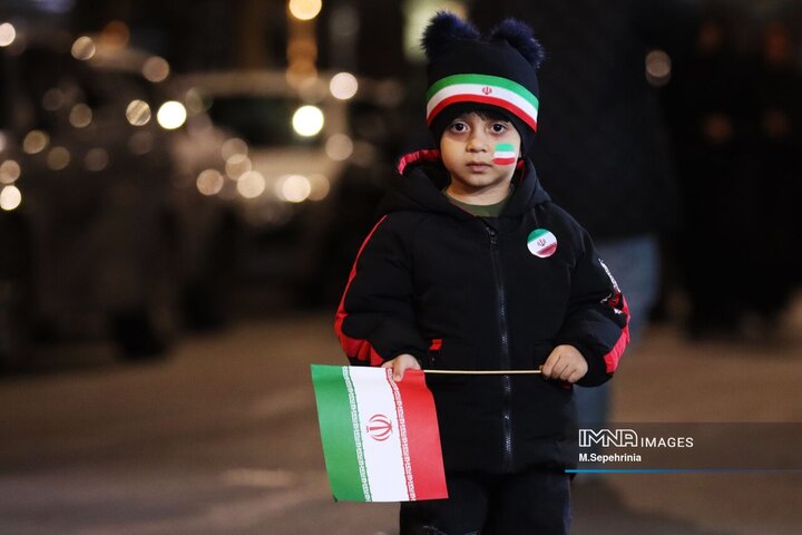 حضور 72 تن از نخبگان فرهنگی و رسانه‌ای ترکیه در اجتماع مردمی حمایت از جمهوری اسلامی ایران در تبریز
