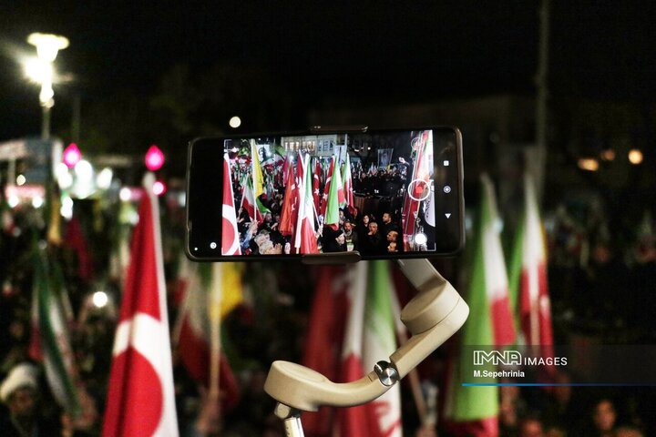 حضور 72 تن از نخبگان فرهنگی و رسانه‌ای ترکیه در اجتماع مردمی حمایت از جمهوری اسلامی ایران در تبریز
