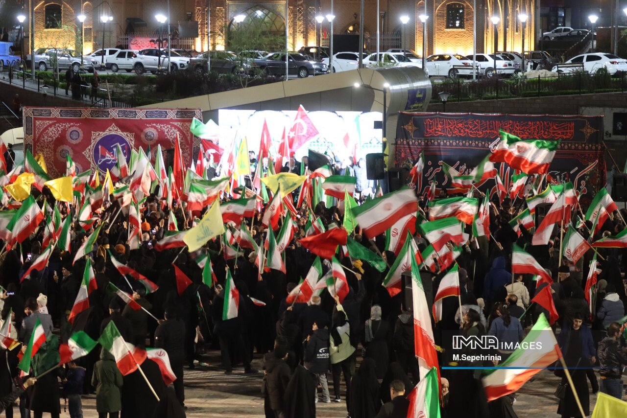 راویان مقاومت؛ قصه‌گویان حماسه‌های فراموش‌نشدنی دفاع مقدس
