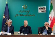 پزشکیان: دستاورهای ملی و مقاومت ۴۰ روز ملت با تولید روایت‌های موثر منعکس شود