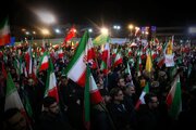 مردم گناباد همچنان ایستاده در سنگر خیابان