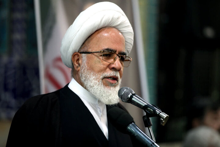 هرگونه خطای دشمن را، با درسی تاریخی پاسخ می‌دهیم