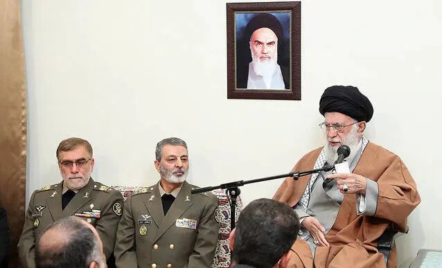 جان‌فدایانِ صف اول