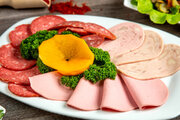 ژامبون، کالباس و بیکن چه فرقی دارند؟ کدام بهتر و کدام کم‌ضرر است؟