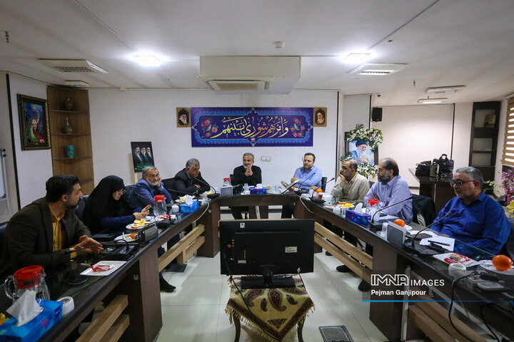 جلسات کمیسیون سلامت و کمیته فنی انرژی‌های تجدیدپذیر شورای شهر اصفهان