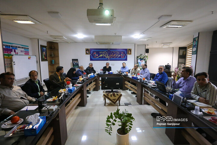 جلسات کمیسیون سلامت و کمیته فنی انرژی‌های تجدیدپذیر شورای شهر اصفهان