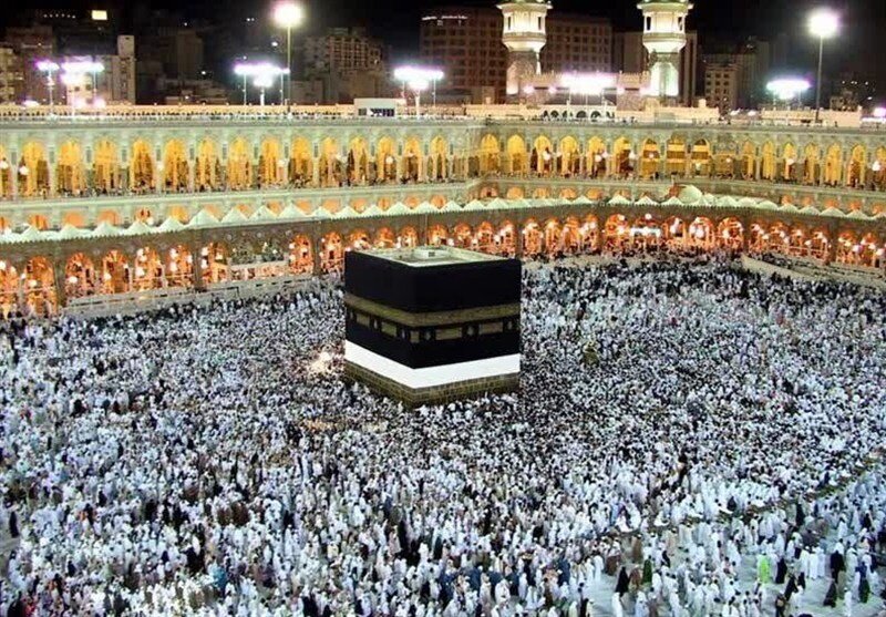 Leader Declares Hajj Rituals ‘Signs for Humanity’ to Turn to God