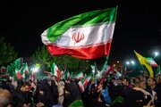 دست یاری خدا بر سر ملت ایران