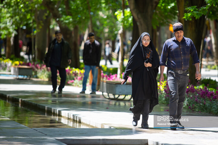 رد پای بهشت در چهارباغ بهاری