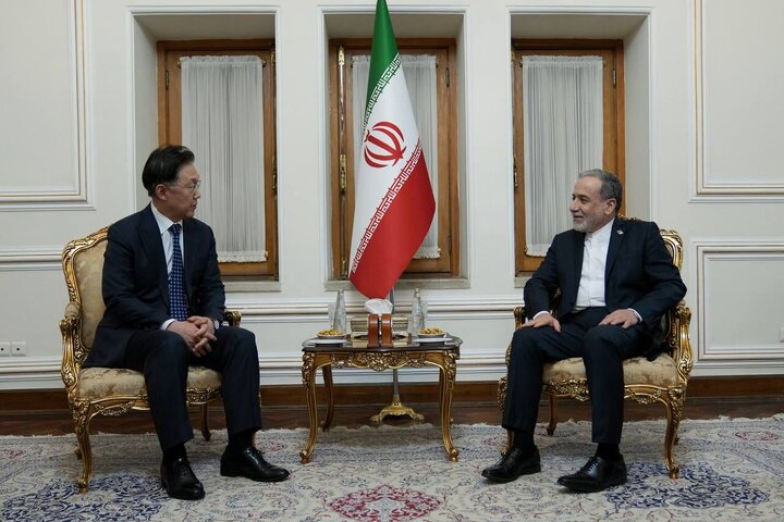 عراقچی: تجاوز نظامی آمریکا و رژیم اسراییل به ایران علت ناامنی در خلیج فارس و تنگه هرمز است