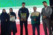 حضور مدیر منطقه ۱۰ میان مردم؛ پاسخگویی به مطالبات شهروندان و تجلیل از خانواده شهید قیاسیان