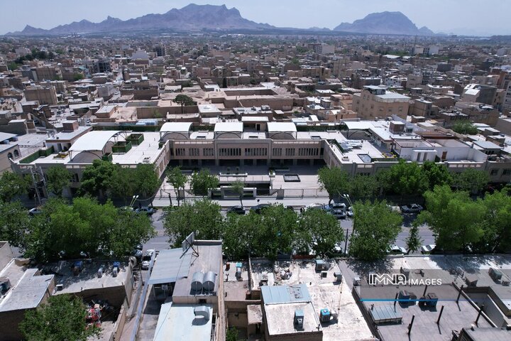 مجتمع تجاری و پارکینگ خان خوراسگان؛ سرمایه‌گذاری ۱۲۰۰ میلیارد تومانی در شهر اصفهان