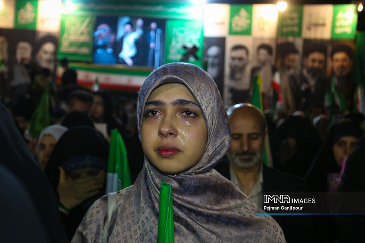 پنجاه‌و‌سومین شب حماسه حضور اصفهانی‌ها در خیابان‌ها