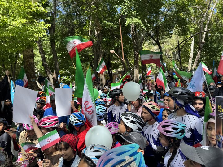 حضور پرشور اسکیت‌بازان اصفهانی به یاد شهدای میناب