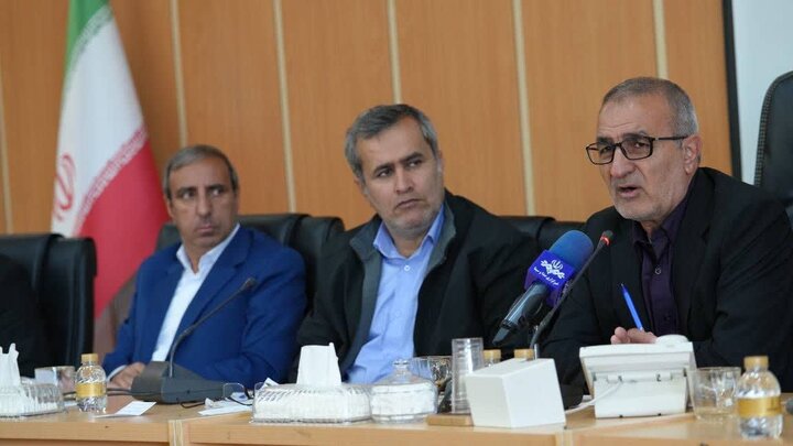 مدیران از ظرفیت تفویض اختیار استانداران در حل مشکلات مسکن ملی استفاده کنند