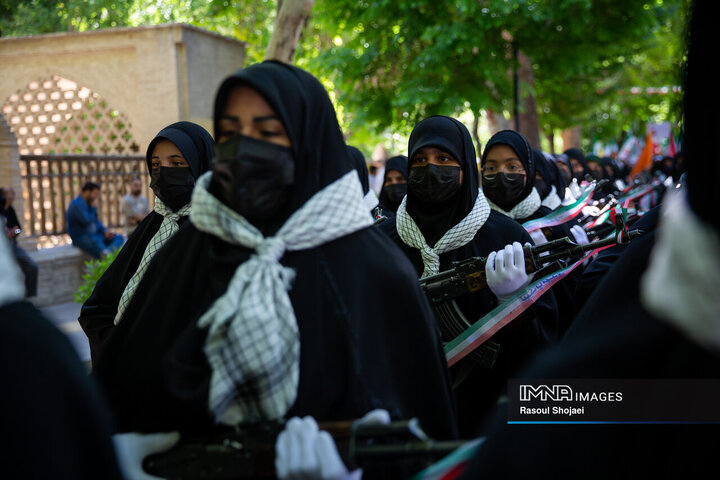 گردهمایی نمایش اقتدار و هم آوایی بانوان نصف جهان