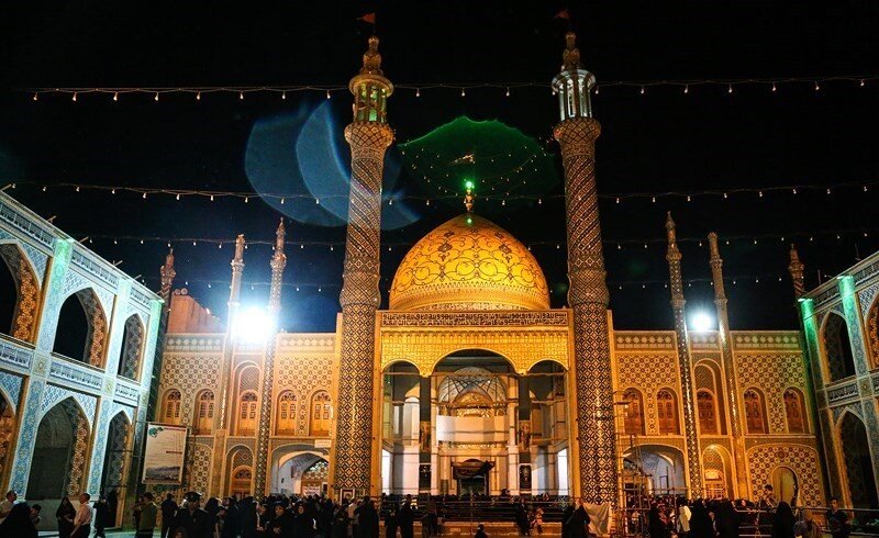اینجا تاریخ، شهادت را روایت‌ می‌کند