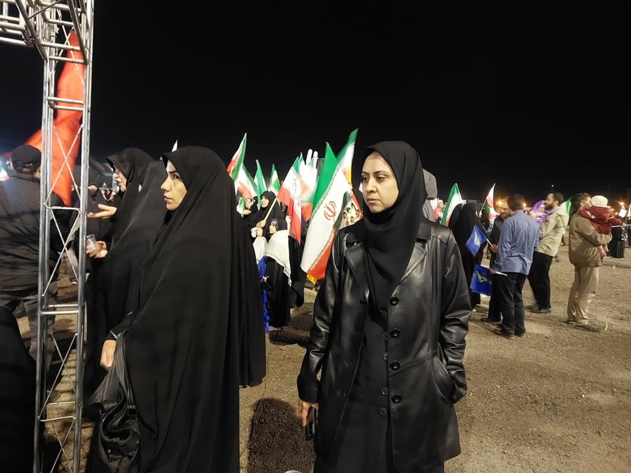 تحویل سند تک‌برگ کاخ چهلستون به میراث‌فرهنگی قزوین