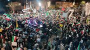 فیلم| پنجاه‌وپنجمین شب تجمع مردمی شیراز هم‌زمان با مراسم بزرگداشت احمد بن موسی(ع)
