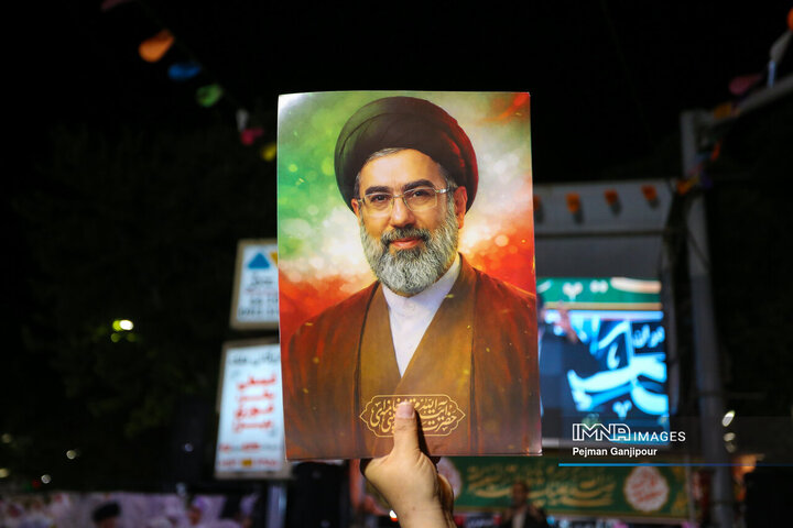 پنجاه‌وچهارمین شب حماسه حضور اصفهانی‌ها در خیابان‌ها
