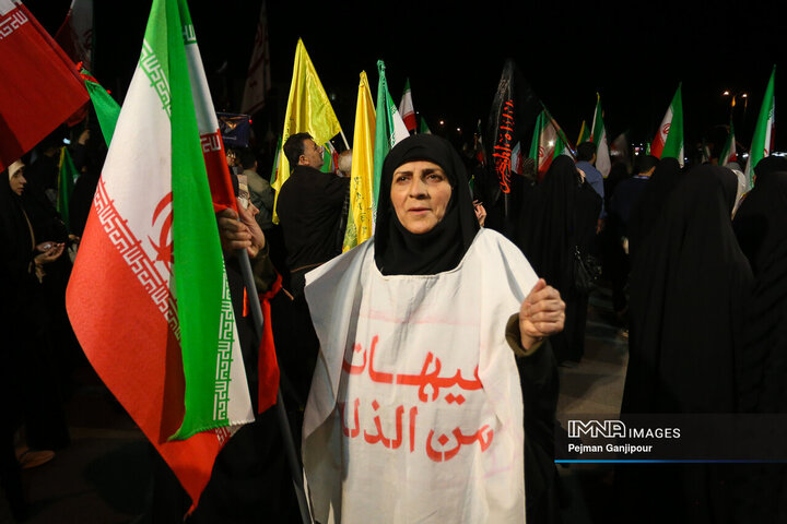 پنجاه‌وچهارمین شب حماسه حضور اصفهانی‌ها در خیابان‌ها