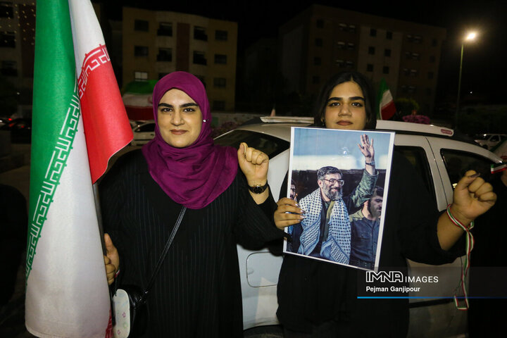 پنجاه‌وچهارمین شب حماسه حضور اصفهانی‌ها در خیابان‌ها