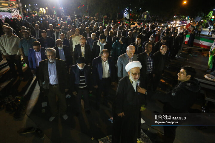 پنجاه‌وپنجمین شب حماسه حضور اصفهانی‌ها در خیابان‌