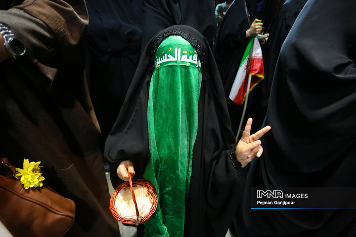 پنجاه‌وپنجمین شب حماسه حضور اصفهانی‌ها در خیابان‌