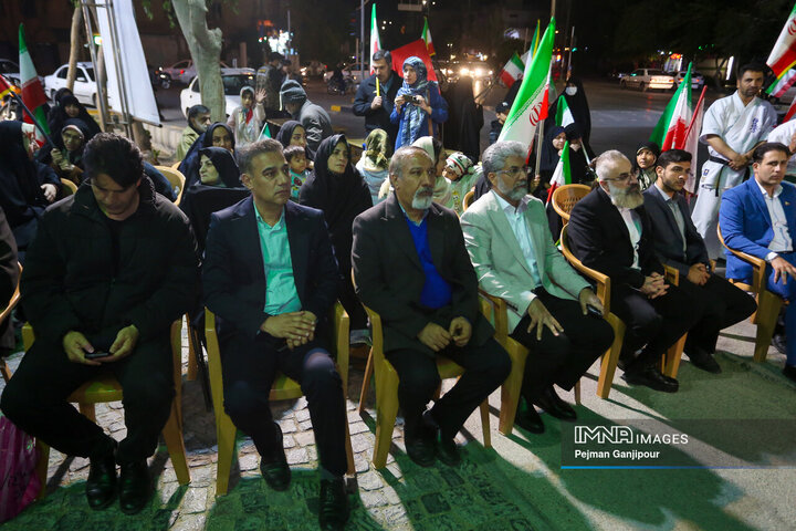پنجاه‌وپنجمین شب حماسه حضور اصفهانی‌ها در خیابان‌