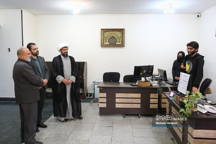 حضور رئیس کمیسیون آب و مناطق کم‌برخوردار شورای شهر اصفهان در خبرگزاری ایمنا