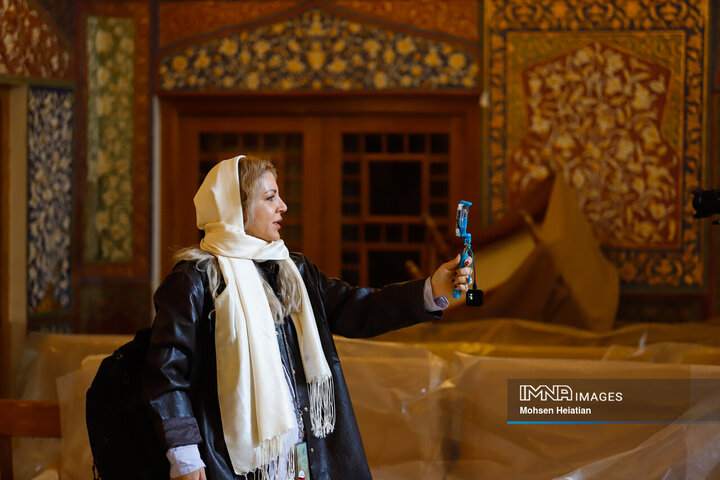 بازدید خبرنگاران خارجی از اماکن آسیب‌دیده جنگ رمضان