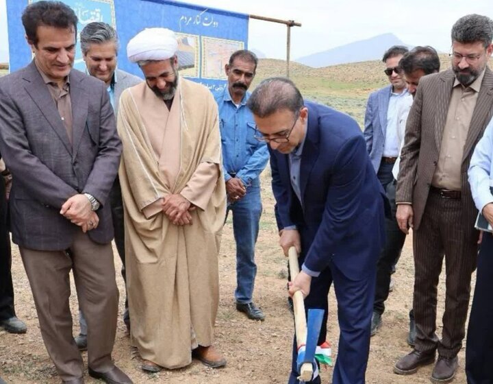 سرمایه‌گذاری ۳۰۰ میلیارد تومانی برای احداث دو نیروگاه خورشیدی در شیراز