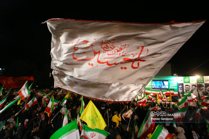 پنجاه‌وهشتمین شب حماسه حضور اصفهانی‌ها در خیابان‌