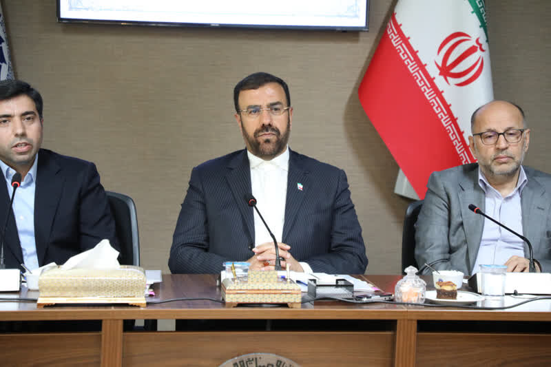 نیازمند نگاه نوسازی اقتصادی هستیم/ سه هزار واحد صنعتی در جنگ اقتصادی آسیب دیدند