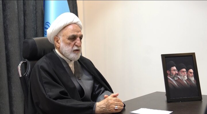 مبارزه با فساد و مفسد در دستگاه قضایی تعطیل‌پذیر نیست