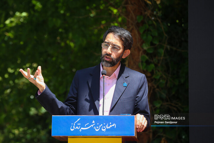 آیین بهره‌برداری از پروژه‌های جدید سازمان ساماندهی مشاغل شهری شهرداری اصفهان