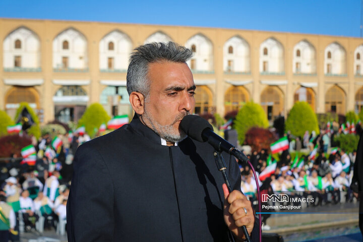 اجتماع خادمیاران رضوی در اصفهان