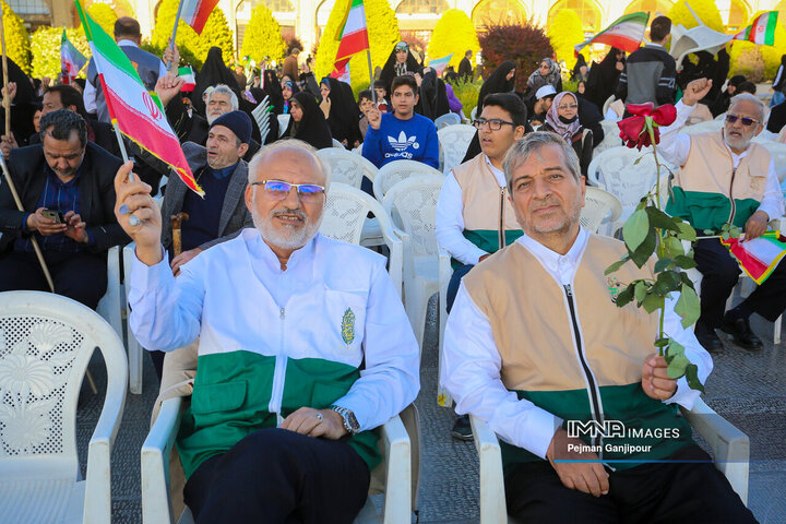 اجتماع خادمیاران رضوی در اصفهان