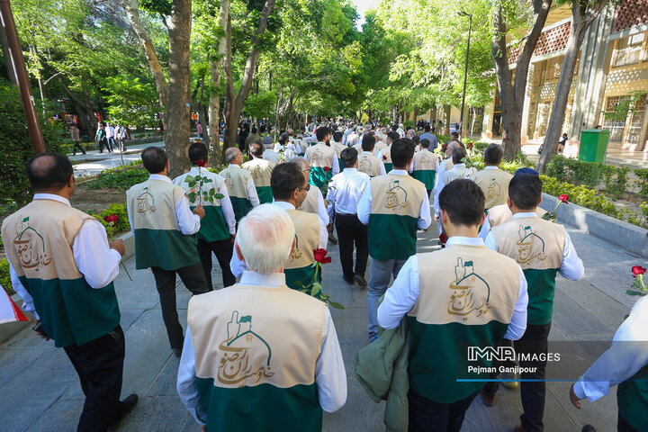 اجتماع خادمیاران رضوی در اصفهان