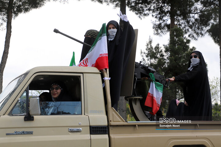 رزمایش جانفدای کرمانشاهیان ایران امام رضایی