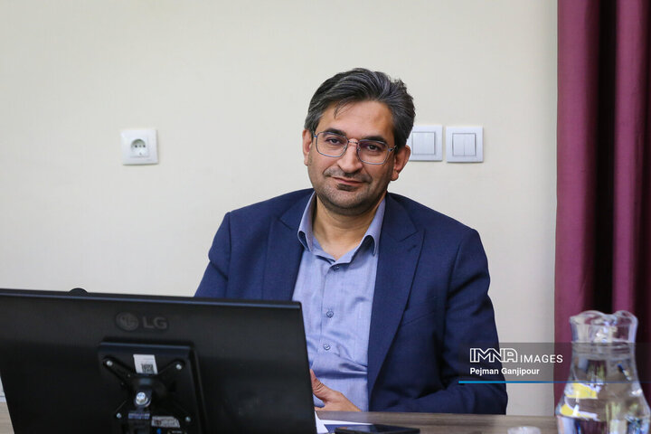 جلسه شورای نوآوری شهرداری و سیاست‌گذاری باشگاه شهراندیشان