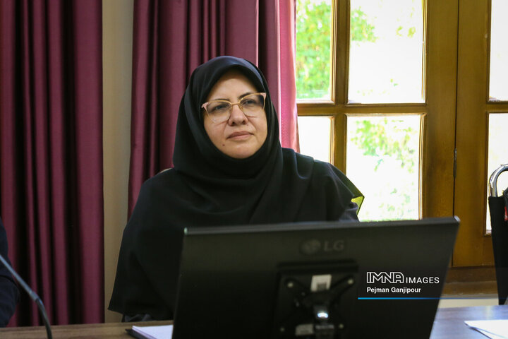 جلسه شورای نوآوری شهرداری و سیاست‌گذاری باشگاه شهراندیشان