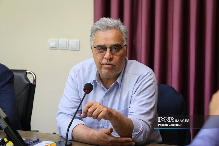 جلسه شورای نوآوری شهرداری و سیاست‌گذاری باشگاه شهراندیشان