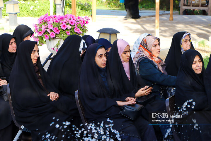 آیین افتتاح کانون خادمیاران رضوی مجموعه فرهنگی تخت فولاد