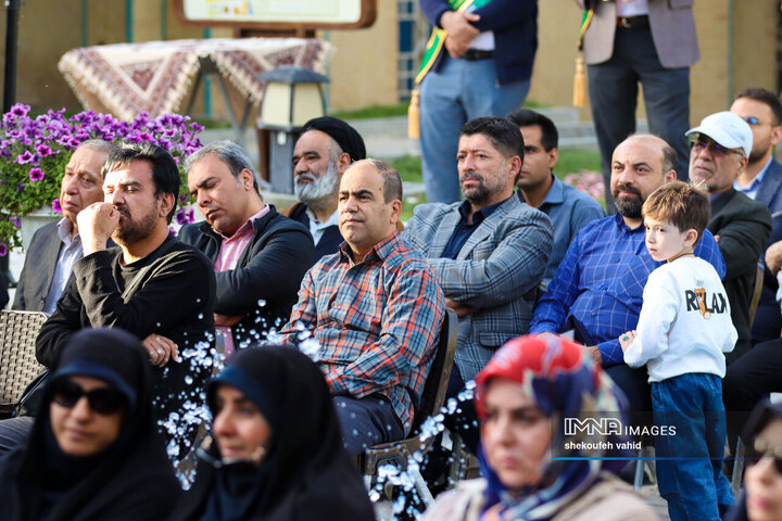 آیین افتتاح کانون خادمیاران رضوی مجموعه فرهنگی تخت فولاد